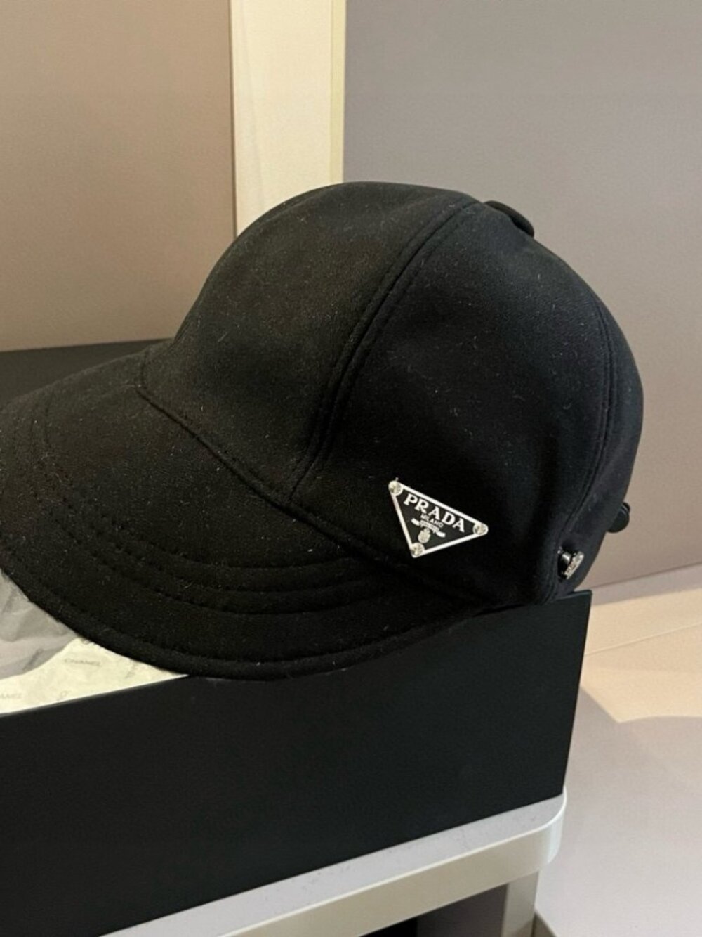 GoodPrada hat - Picture 3 of 6